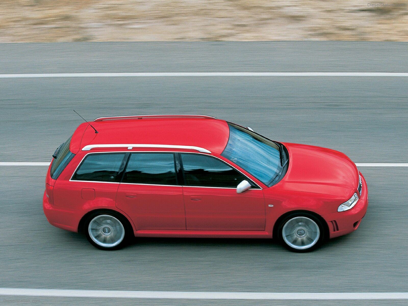 Audi RS4 (2000)